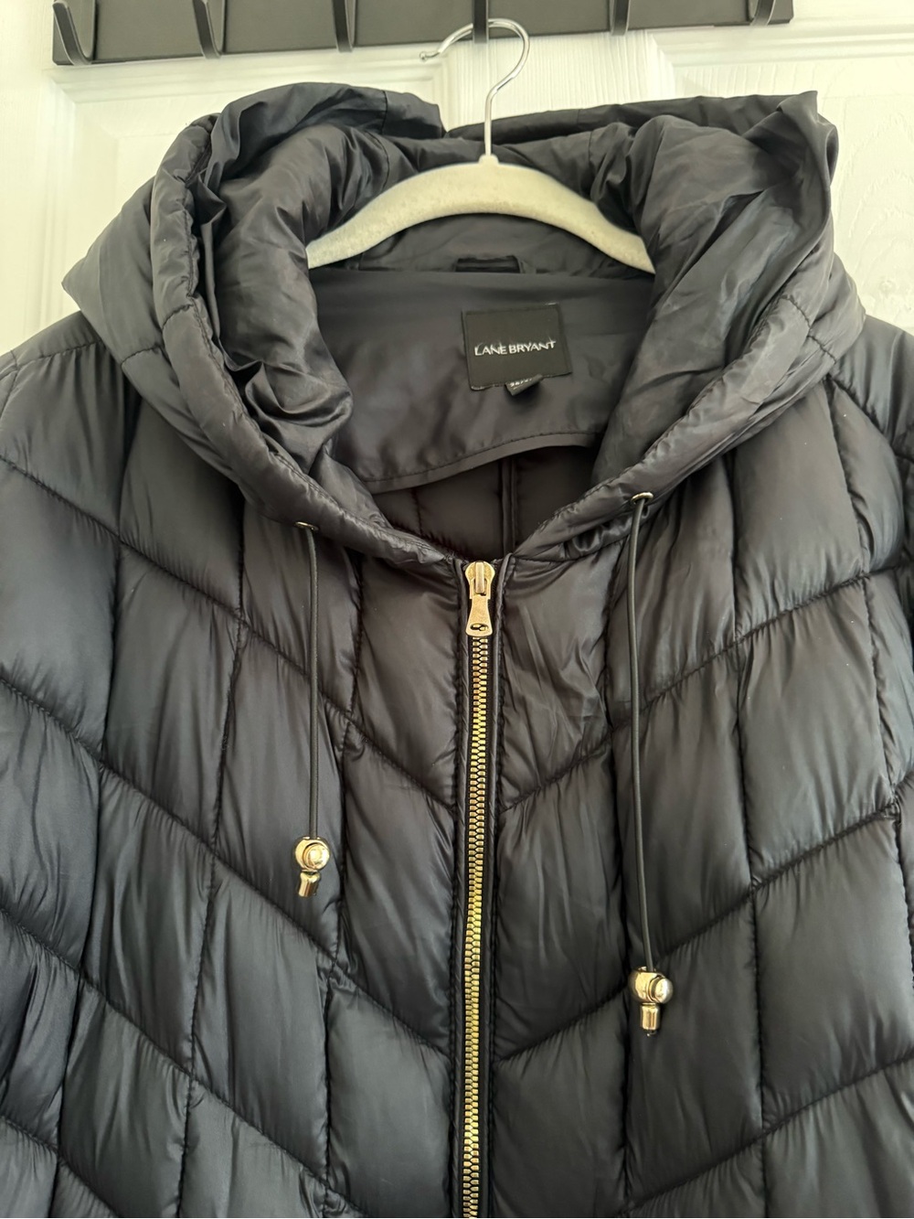 Lane Bryant Black Quilted Hooded Puffer Coat with Gold Hardware - 26/28 - Picture 2 of 13